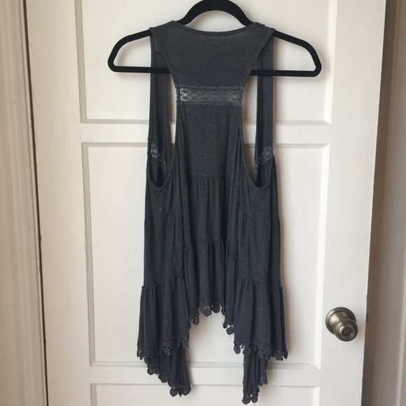 Layering vest - Picture 2 of 5